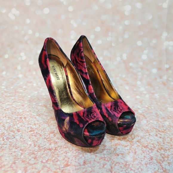 Nine West Shoes - Nine West Velvet Floral Platform Heel